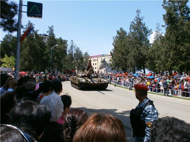 parade militaire dans le monde 023a71a9e87a