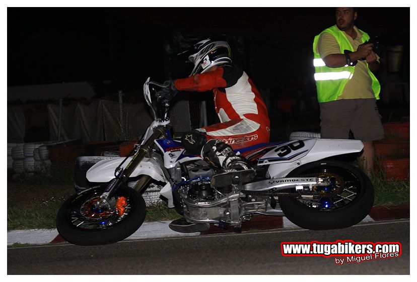 Grande Premio Supermoto Almeirim II 2009 - Pgina 2 Img4992vz