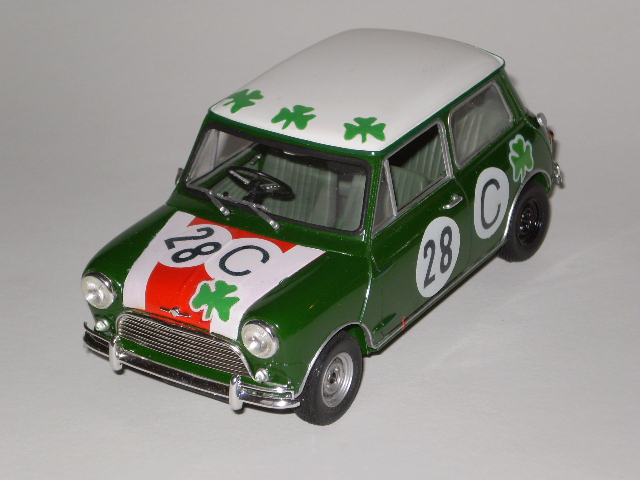 Aussie race Mini's. An old thread with 5 new builds for 2013. 67mini2
