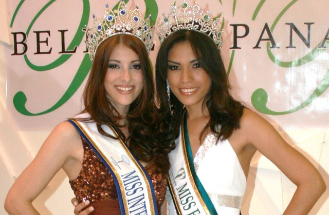 JOYCE JACOBI Miss International Panama 2009 Portadawdb