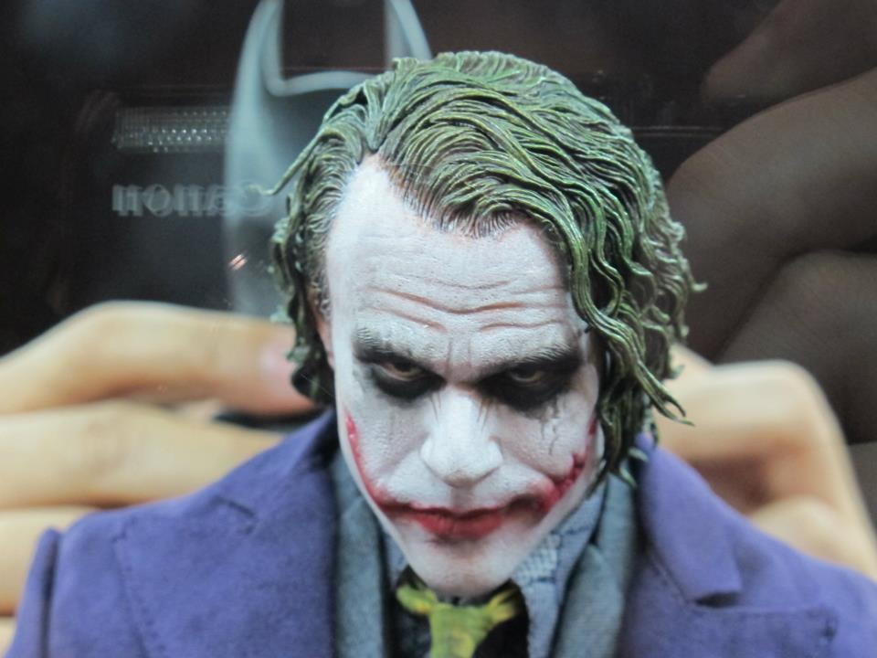 The Dark Knight Joker 1:4 HD Masterpiece - Page 2 52713634494634557990510