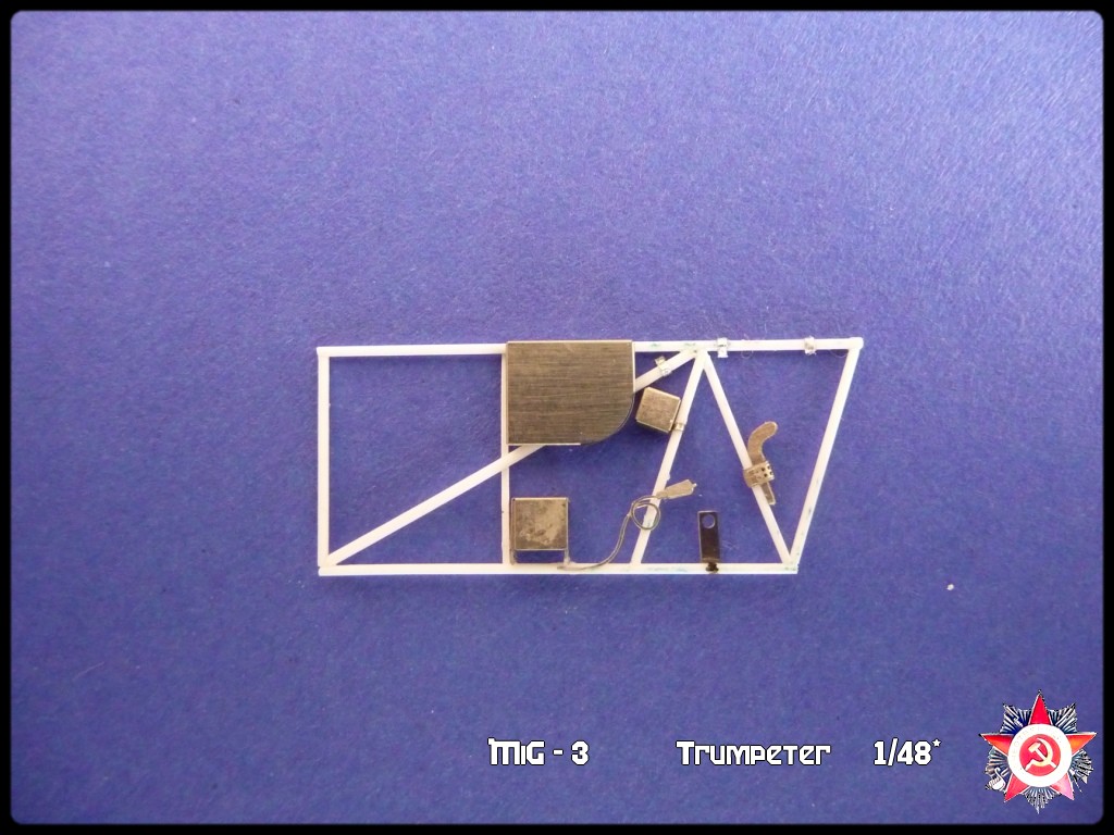 MiG3 [Trumpeter] 1/48 P1050039sq
