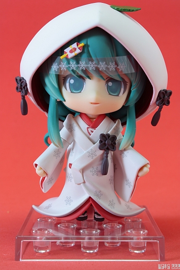 [Review] Nendoroid Snow Miku: Strawberry White Kimono Ver. J6p0