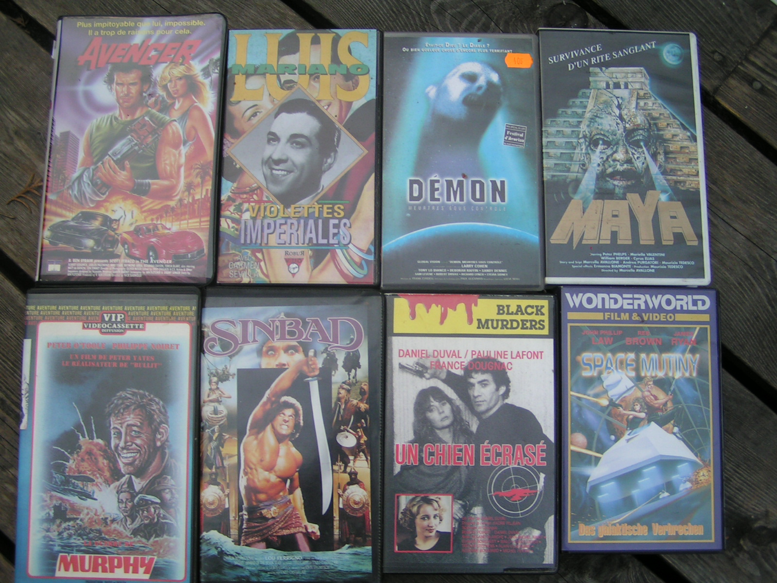 VENDS GRAND NOMBRE VHS ORIGINALES 2 A 4 EUROS PIECES Pict0032fu