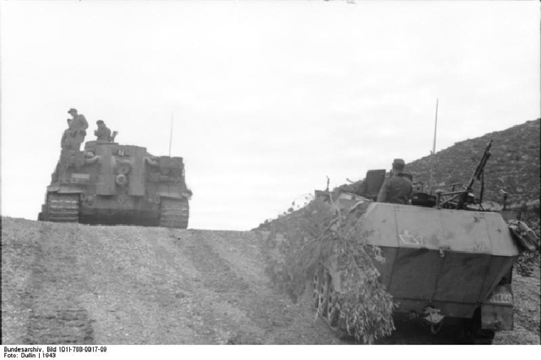 tiger - Tiger I du sPzAbt. 501 en Tunisie 1943 Tigerinr142spzabt501