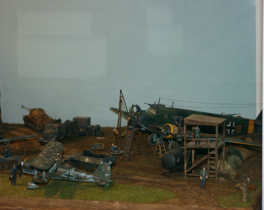 Diorama terrain aviation Luftwaffe 1/48 Rpc4