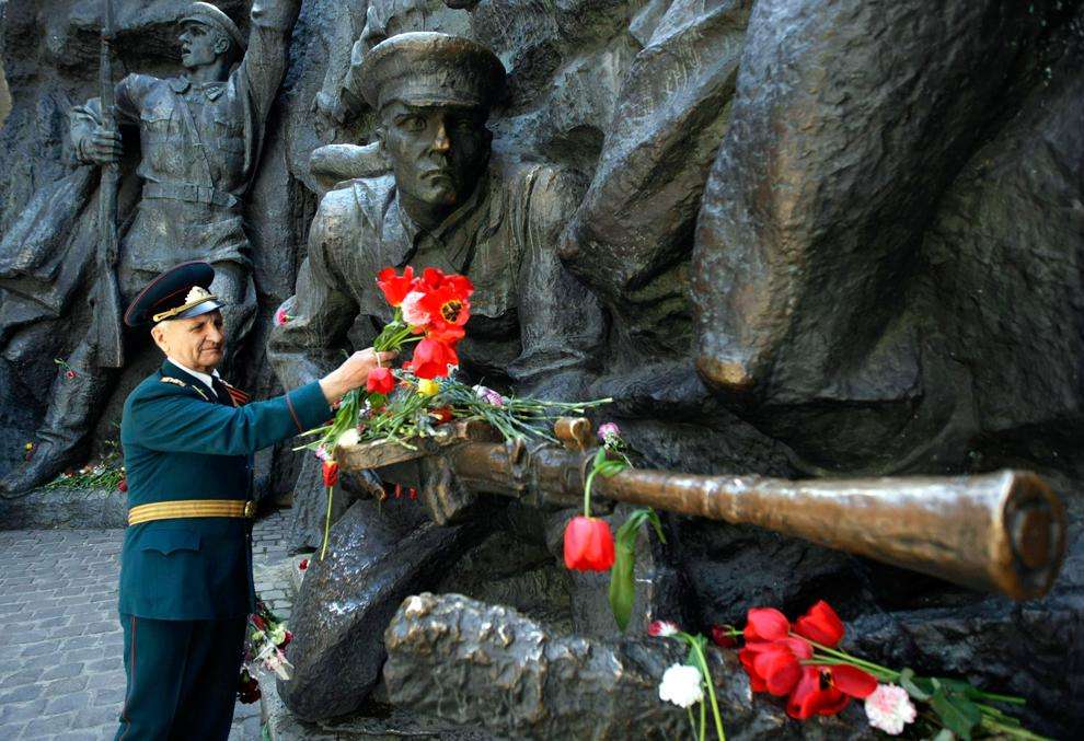 RUSIA CELEBRA EL 66 ANIVERSARIO DE SU TRIUNFO EN LA SEGUNDA GUERRA MUNDIAL Bp7990x677