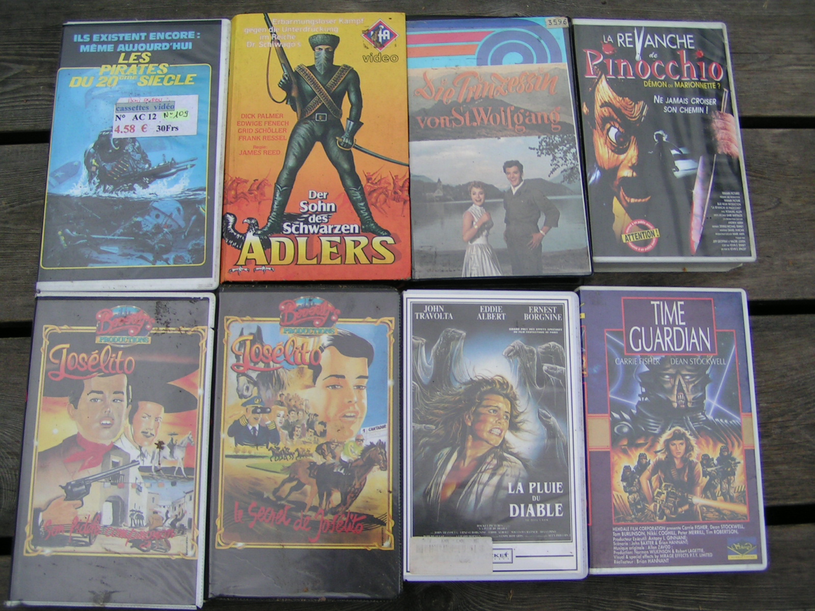 VENDS GRAND NOMBRE VHS ORIGINALES 2 A 4 EUROS PIECES Pict0003uv