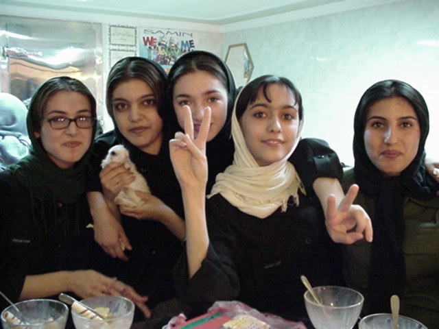 Actualités - Iran - Page 2 Sonyiraniennes