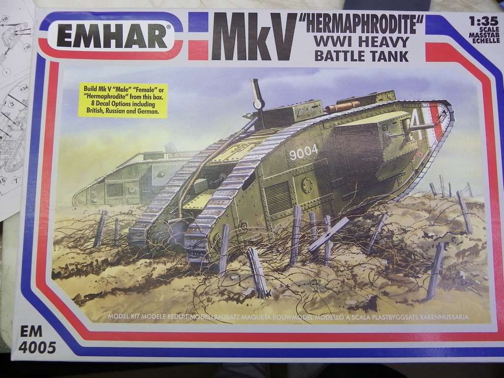  British Mk. V "Hermaphrodite" - EMHAR 1/35 Cb4n