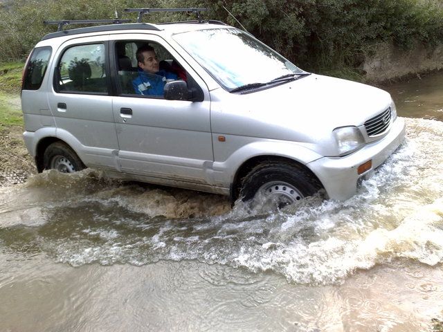 ΑΝΑΒΑΣΗ ΠΟΤΑΜΟΥ ΛΗΛΑ -ΚΑΤΑΦΥΓΙΟ  15-02-09 15022009534cu6