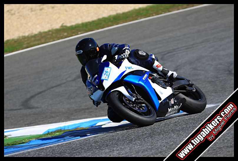 3 Vagas para participar no Track Day de 20 de Maro - Estoril - Pgina 2 Img8368copy