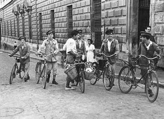 FOTO RETRO: CIUDADES AYER Y HOY - Página 14 Fotocarteros3231826