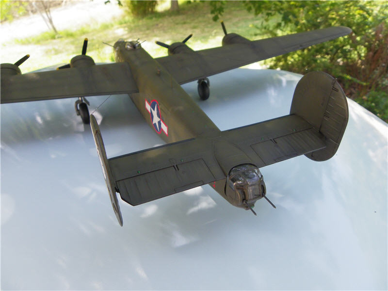 B-24D Libérator - Monogram - 1/48 Imgp6590