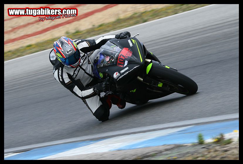 Track day Motociclismo 9-05-2009 - Pgina 2 Img8788a