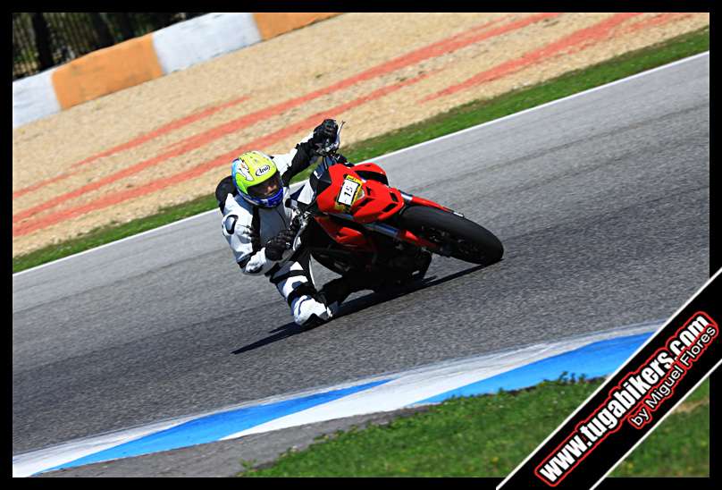 3 Vagas para participar no Track Day de 20 de Maro - Estoril - Pgina 5 Img8869copy