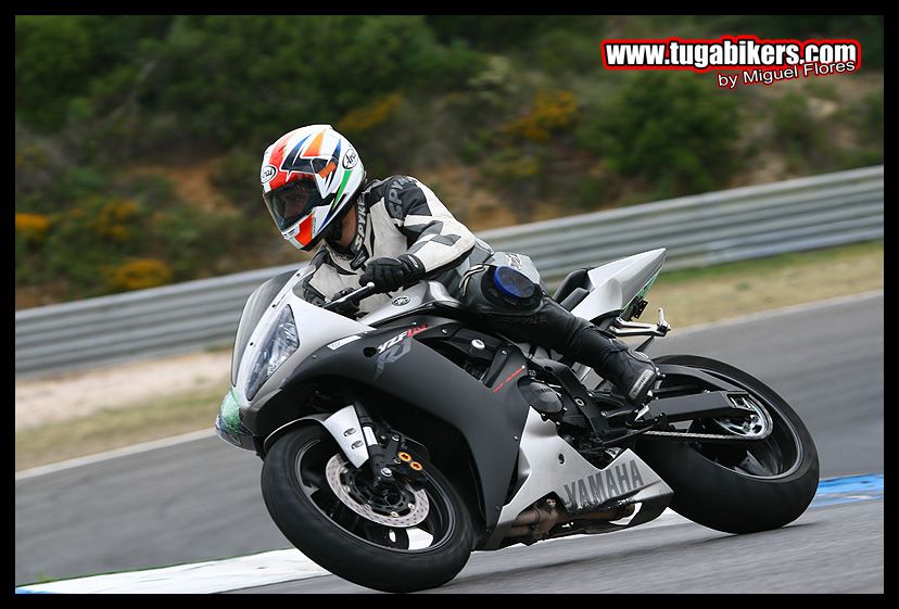 Track day Motociclismo 9-05-2009 - Pgina 3 Img9139l