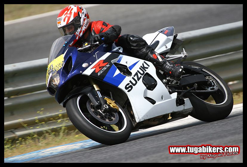 Track day Motociclismo 9-05-2009 - Pgina 4 Img8535h