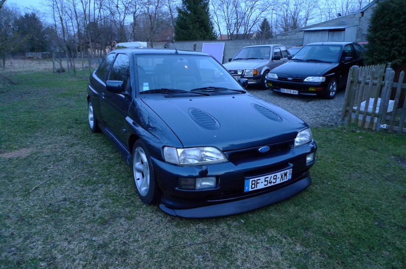 La petite dernière de Megatorus (Escort Cosworth). - Page 3 P1040266j