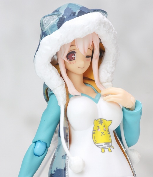 [Max Factory] figma Super Sonico Tiger Hoodie Ver. O0520060012462946935