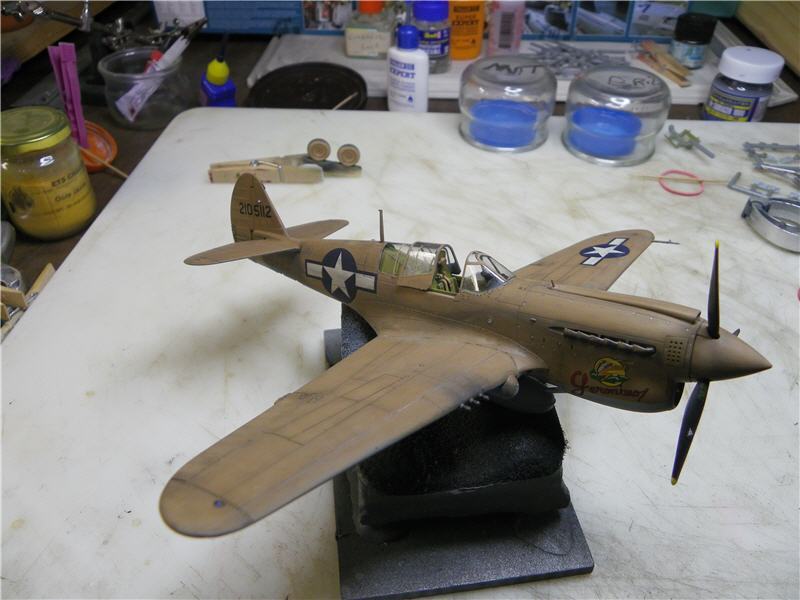 Duo de Curtiss P40N Warhawk [Hasegawa] 1/48  - Page 4 Imgp0470y