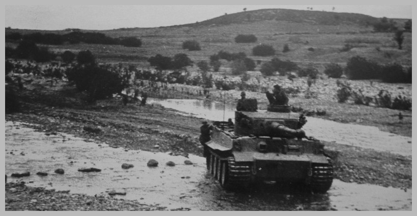 tiger - Tiger I du sPzAbt. 501 en Tunisie 1943 Unoued