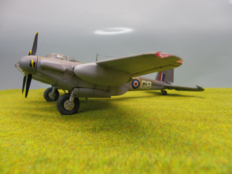 De Havilland Mosquito B Mk.IV - Revell - 1/48 Imgp3303t