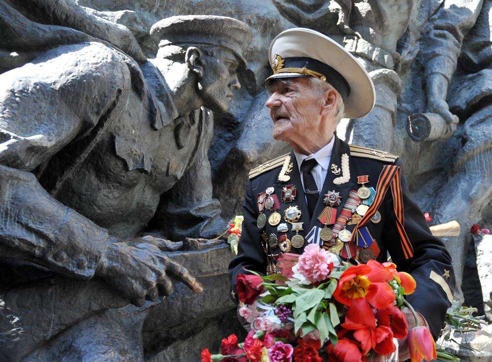 RUSIA CELEBRA EL 66 ANIVERSARIO DE SU TRIUNFO EN LA SEGUNDA GUERRA MUNDIAL Bp16990x729