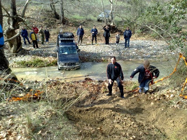 ΑΝΑΒΑΣΗ ΠΟΤΑΜΟΥ ΛΗΛΑ -ΚΑΤΑΦΥΓΙΟ  15-02-09 15022009550wy1