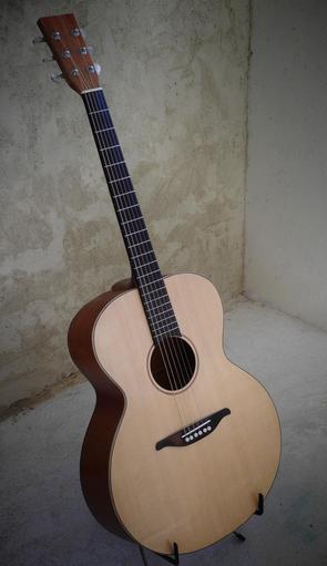 Changer de guitare sans changer de guitare... - Page 3 4xuo