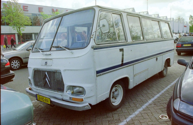 [RETRO] Les autocars Citroën - Page 14 Pict0448a