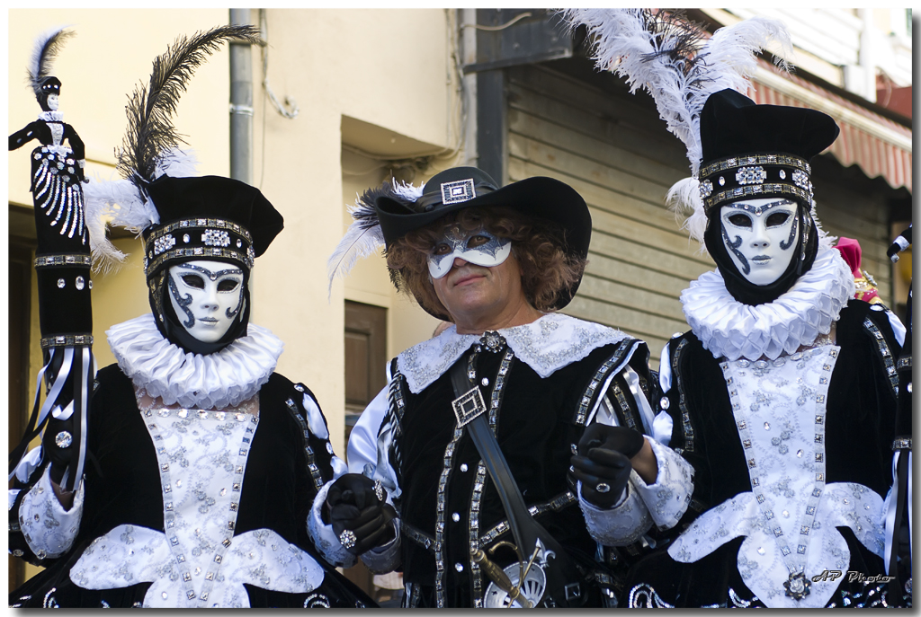 Rencontre Carnaval venitien à Martigues edition 2010  - Page 21 N57sansnomap14549