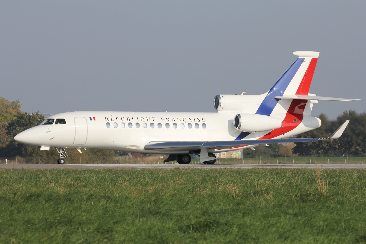 Dassault Falcon 7X République Française F-RAFB "Cotam 004" le 16.11.13 2j9k