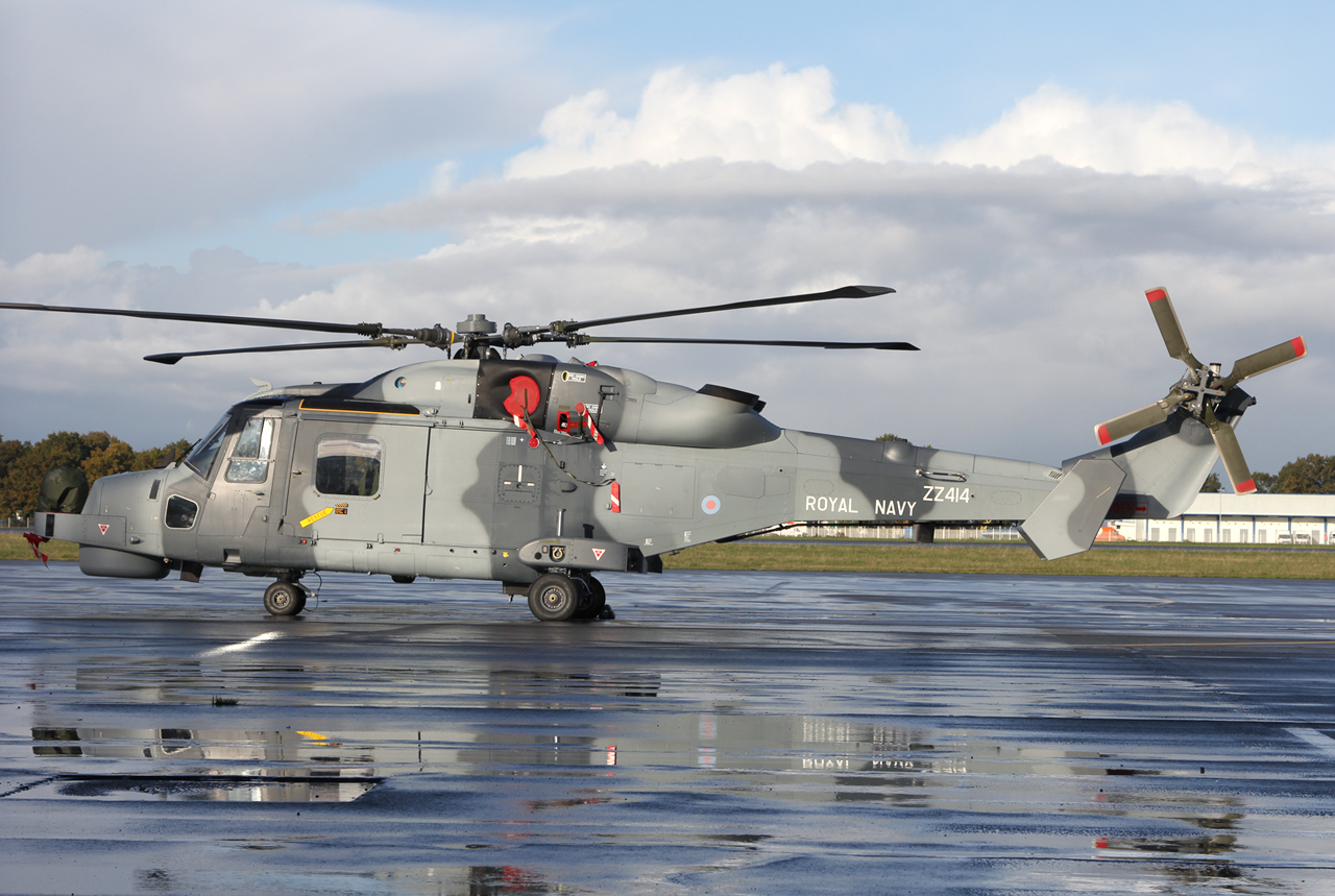 Royal Navy  AgustaWestland AW159 Wildcat & Lynx le 18 & 19.11.13 - Page 2 6ngv