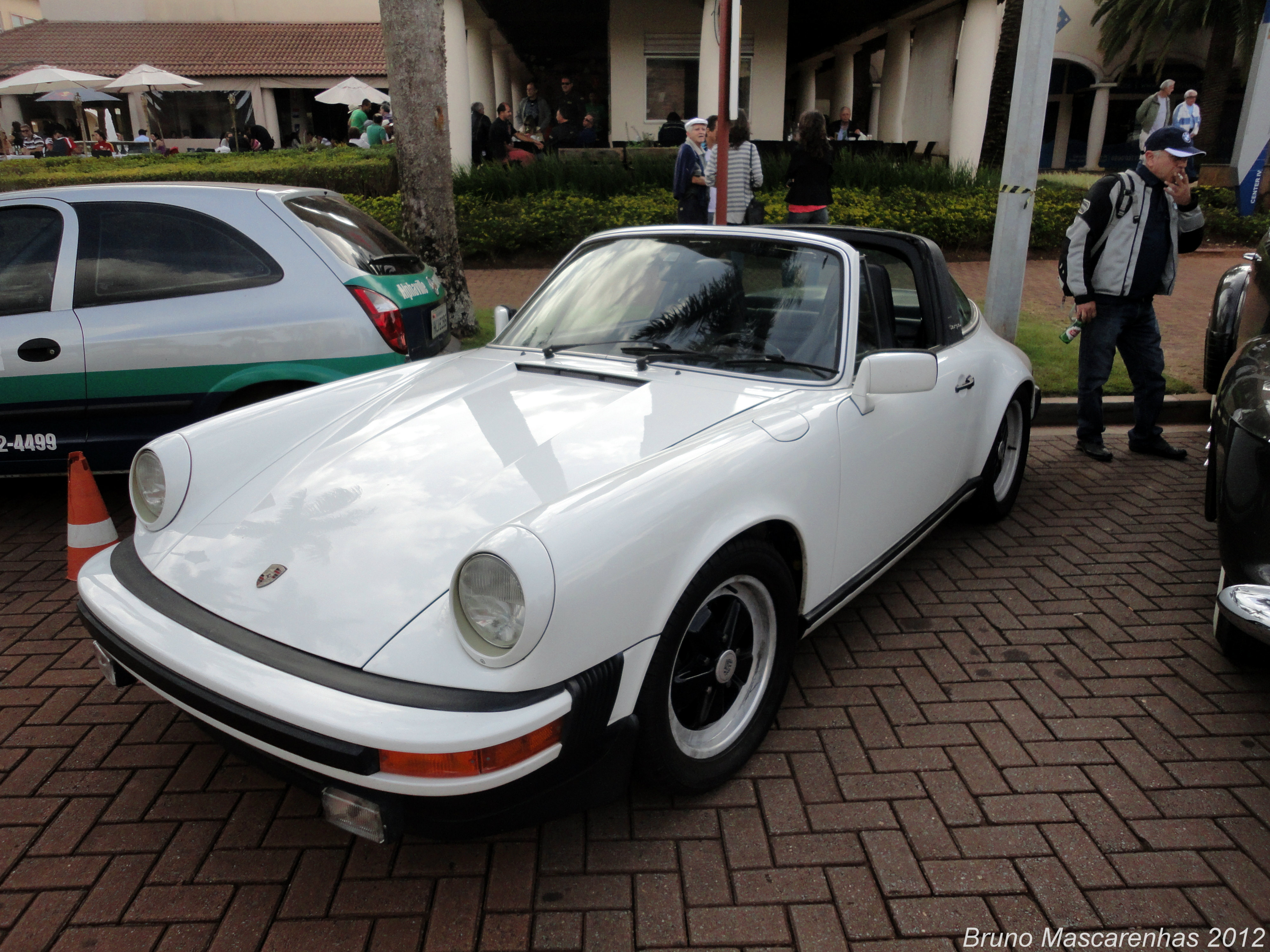 Encontro do Veteran BH - Alphaville - MG 07/07/12 Porsche911sc2