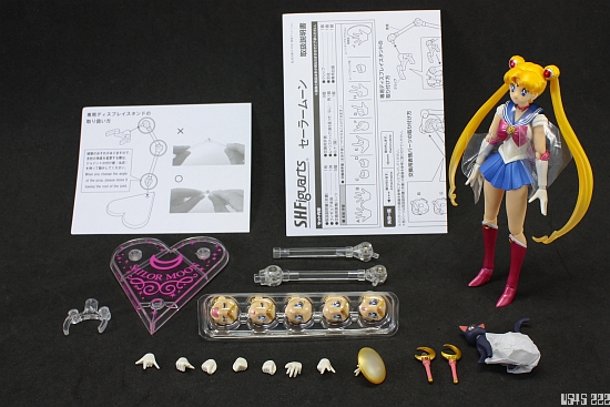 [Review] S.H. Figuarts Sailor Moon 0m64