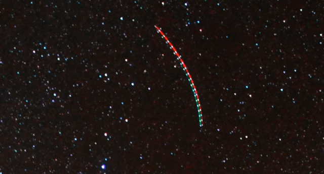 Des étoiles filantes et un OVNI Planew