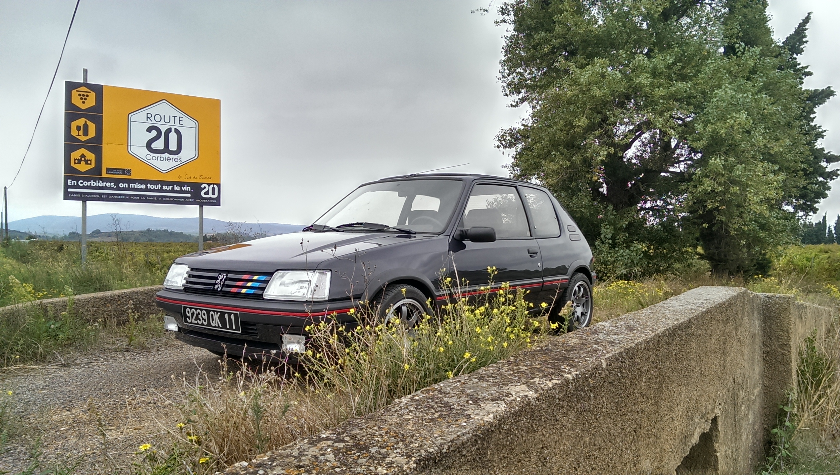 [22e concours photos] La GTI et la signalisation 6jb9