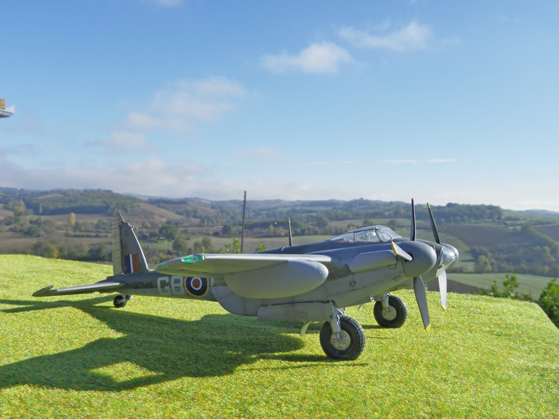 De Havilland Mosquito B Mk.IV - Revell - 1/48 Imgp3369u