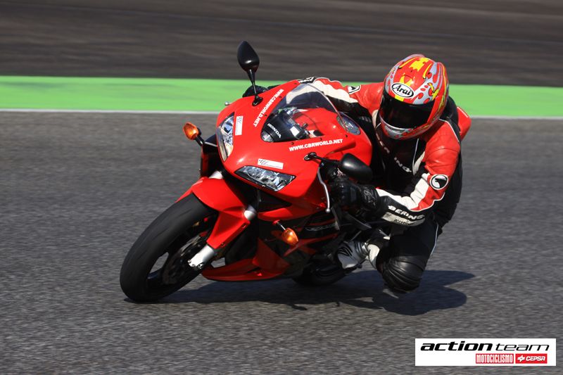 Curso de Conduo Avanada Action Team / Motociclismo - Pgina 2 Img8717p