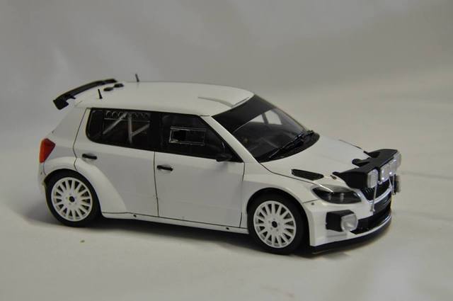 Para la muchachada del Rally 1/24 de AST, llega el Skoda de Belkit!!! Skodabel2