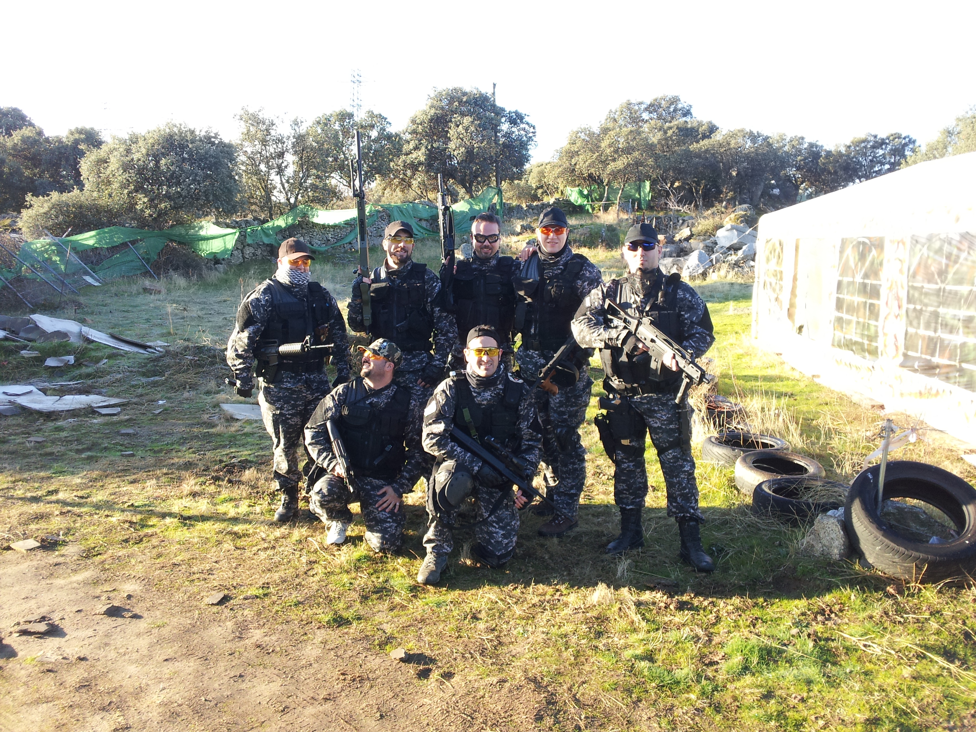 Estos somos M.A.D (Madrid Airsoft DESPERADOS) 20111127092751