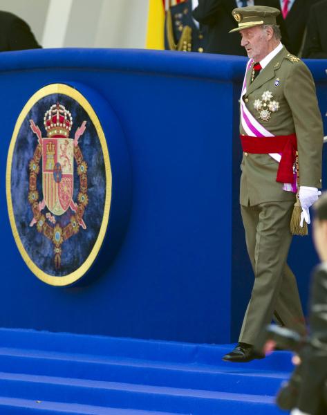 LOS REYES PRESIDEN DÍA DE LAS FUERZAS ARMADAS EN MÁLAGA 1306674088147efe2011052