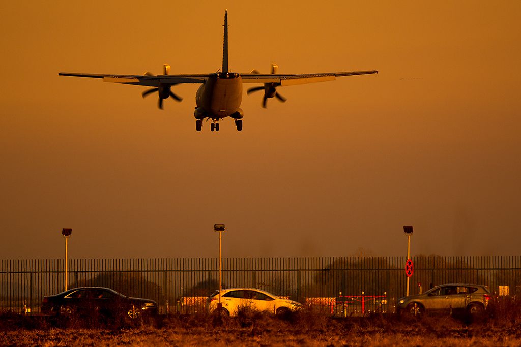  Aeroportul Bucuresti - Henri Coanda / Otopeni (OTP / LROP) - Decembrie  2014 XQUHrp