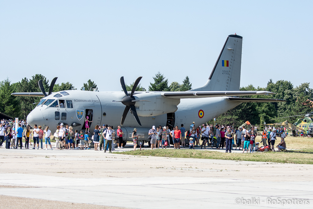 Baza 90 Transport Aerian Otopeni - Ziua porţilor deschise - 18 iulie 2015 DgW8sl