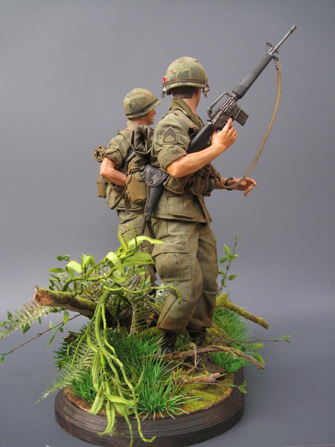 platoon leader and M79 gunner. 91129793