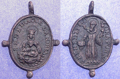 Medaglia Madonna Dei Miracoli D`Andria / San Benito S-XVI (R.M. Pe Benito 2) Miracoldanoriasantamari