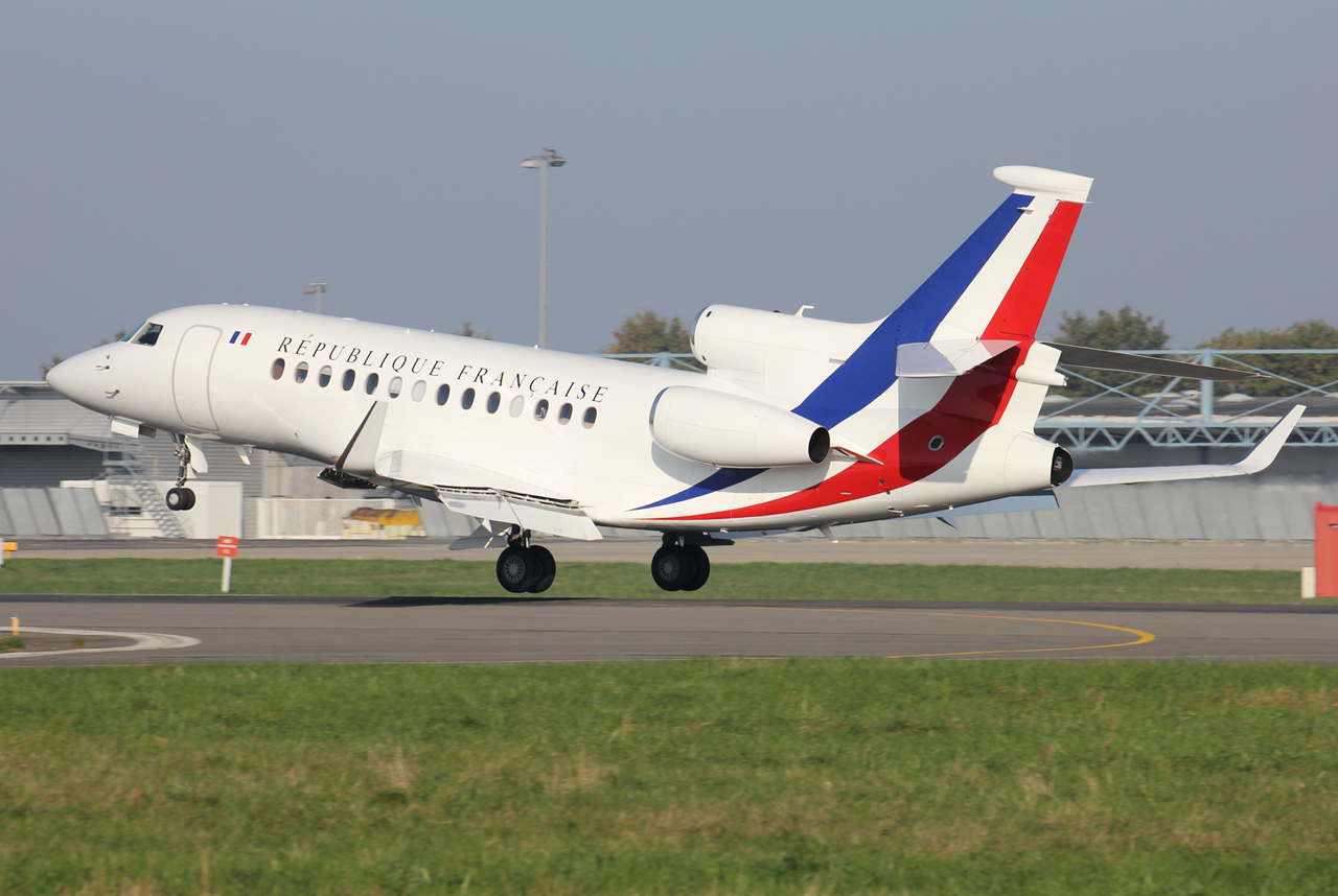 Dassault Falcon 7X République Française F-RAFB "Cotam 004" le 16.11.13 35i6