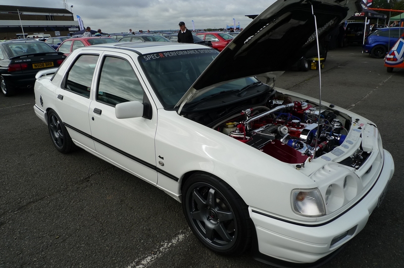 Meeting Donington 2011 (Angleterre) + de 500 Photos à voir !!! P1050594z