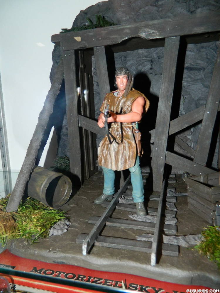 proto rambo chez neca - Page 2 2hfo